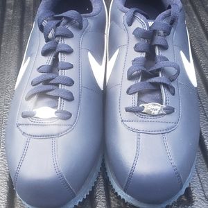 Nike Cortez '06 Obsidian/White Size 9.5.